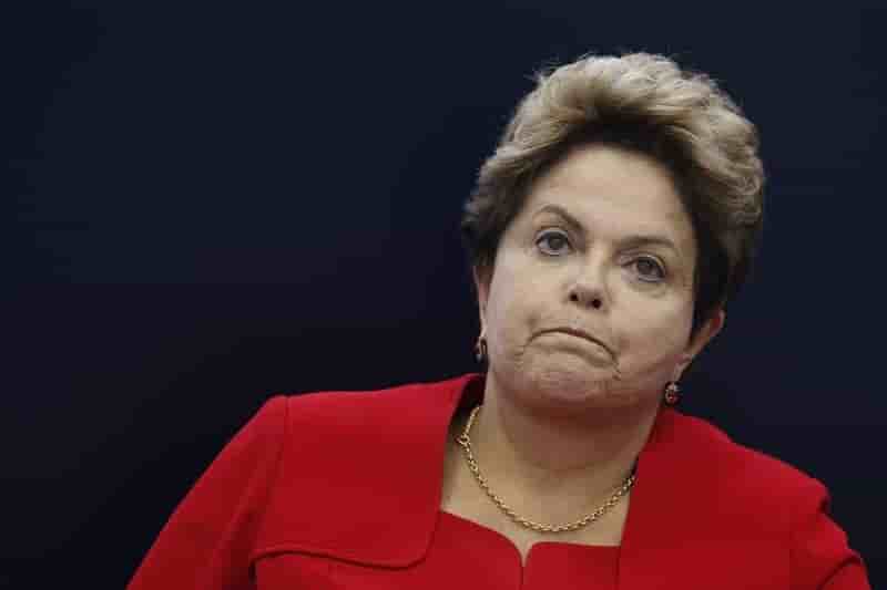 La présidente brésilienne tente de désamorcer le scandale Petrobras