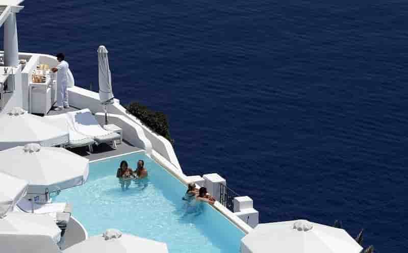 La grece renoue avec la croissance grace au tourisme