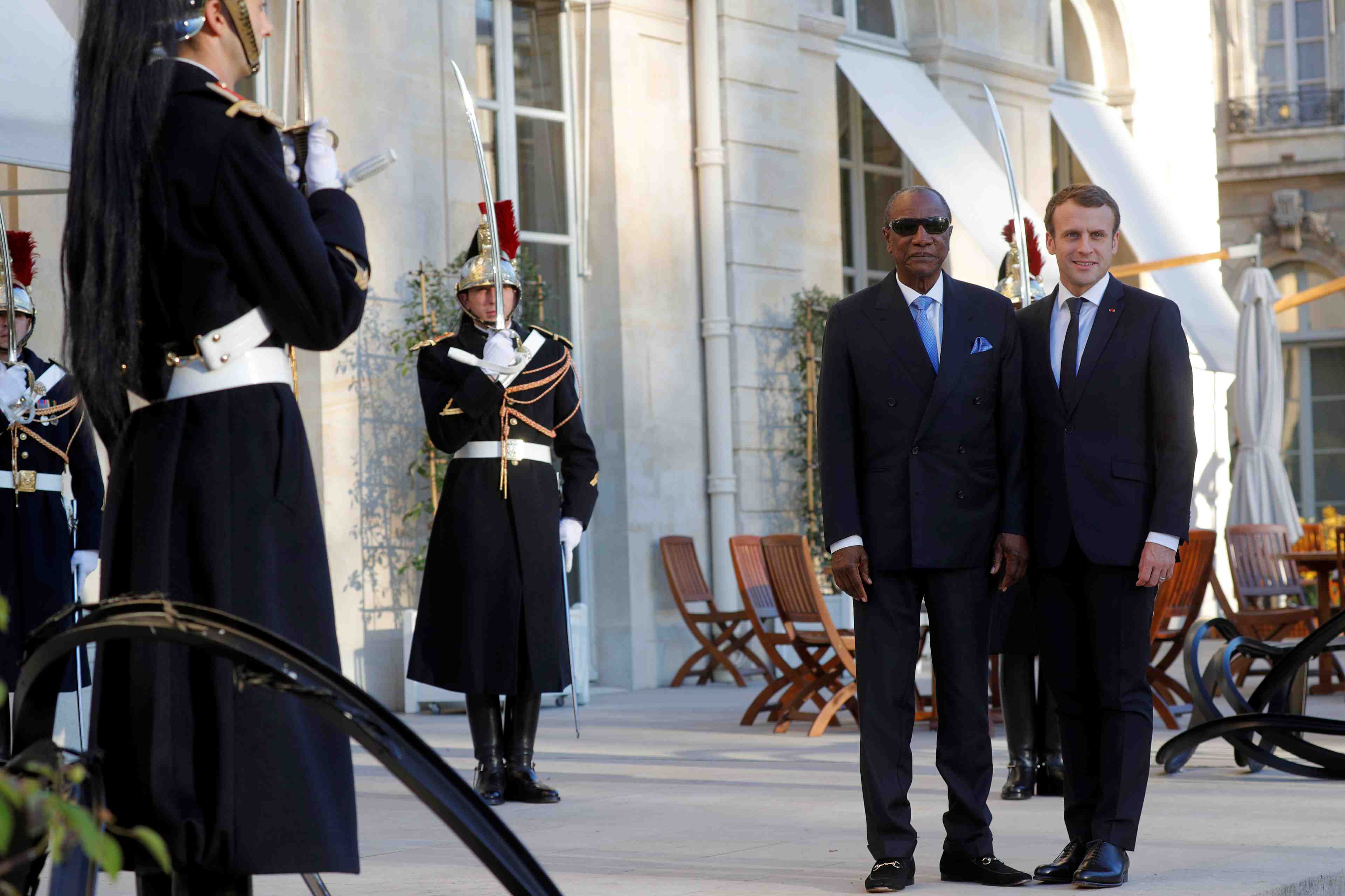 Macron qualifie de "crime contre l'humanite" les exactions en libye