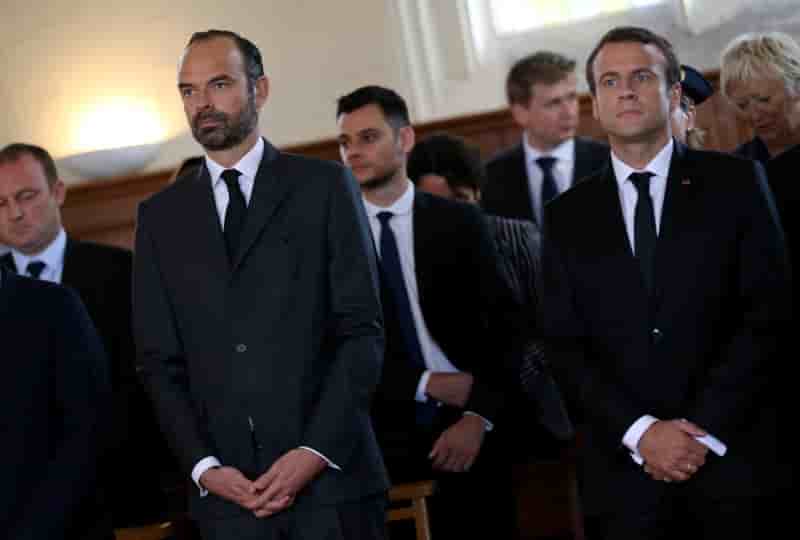 La popularite de macron et philippe s'effrite encore