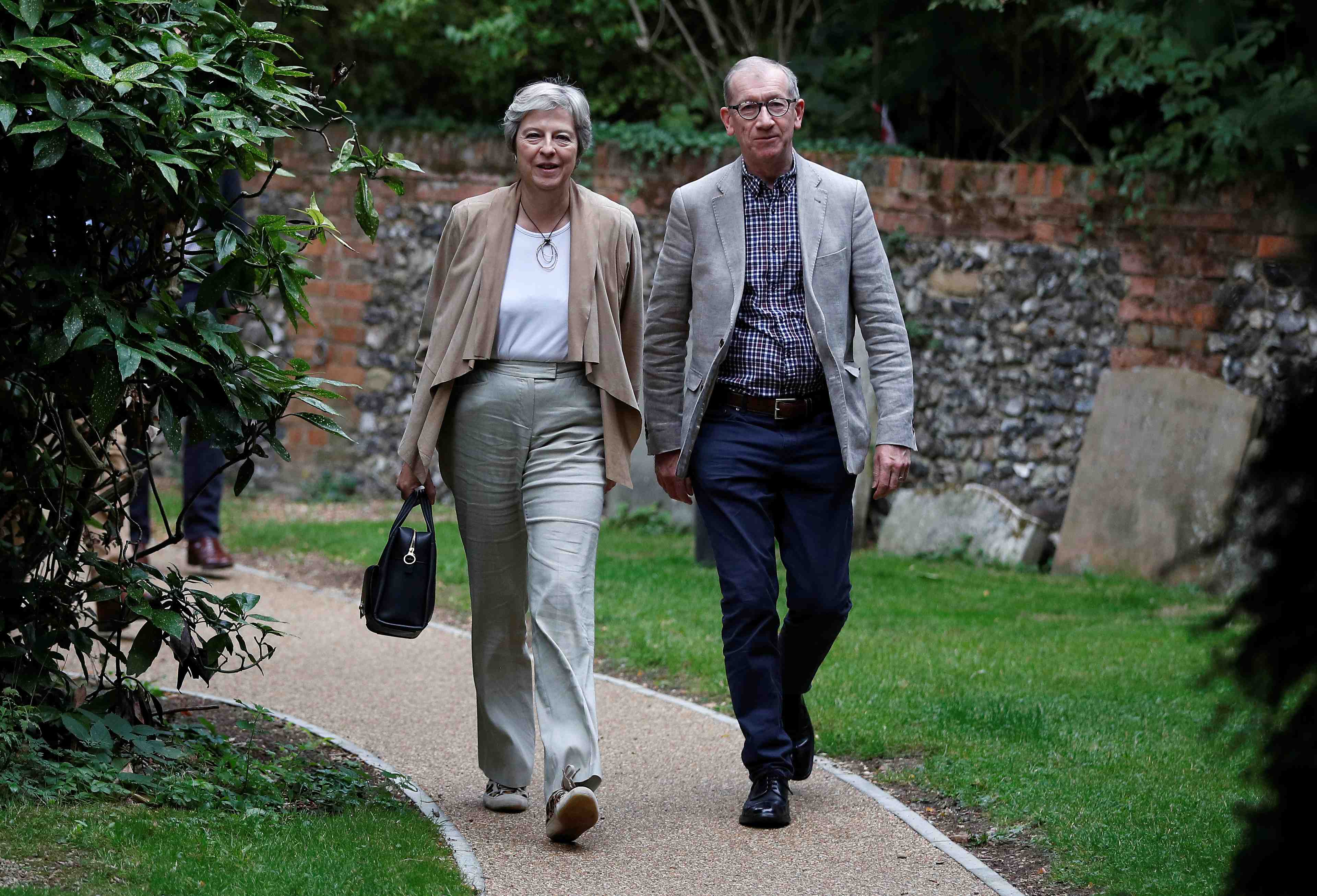 Theresa may "irritee" par les speculations sur son avenir