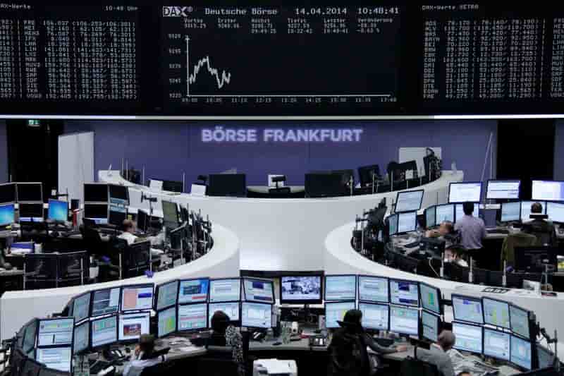 Les Bourses européennes reculent encore à mi-séance