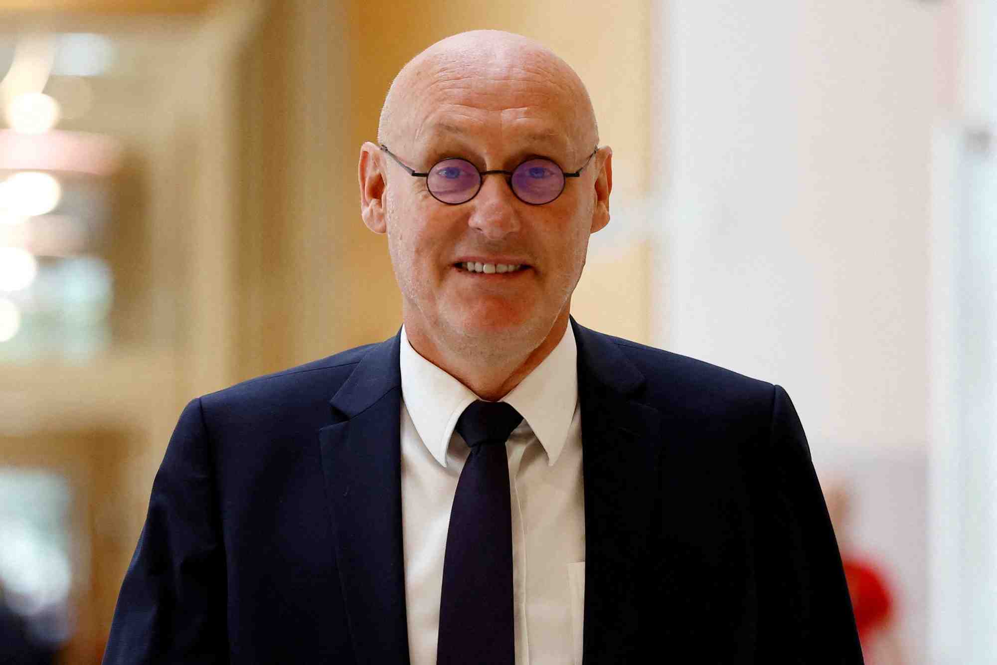 Bernard laporte, president de la federation francaise de rugby (ffr), arrive au palais de justice a paris