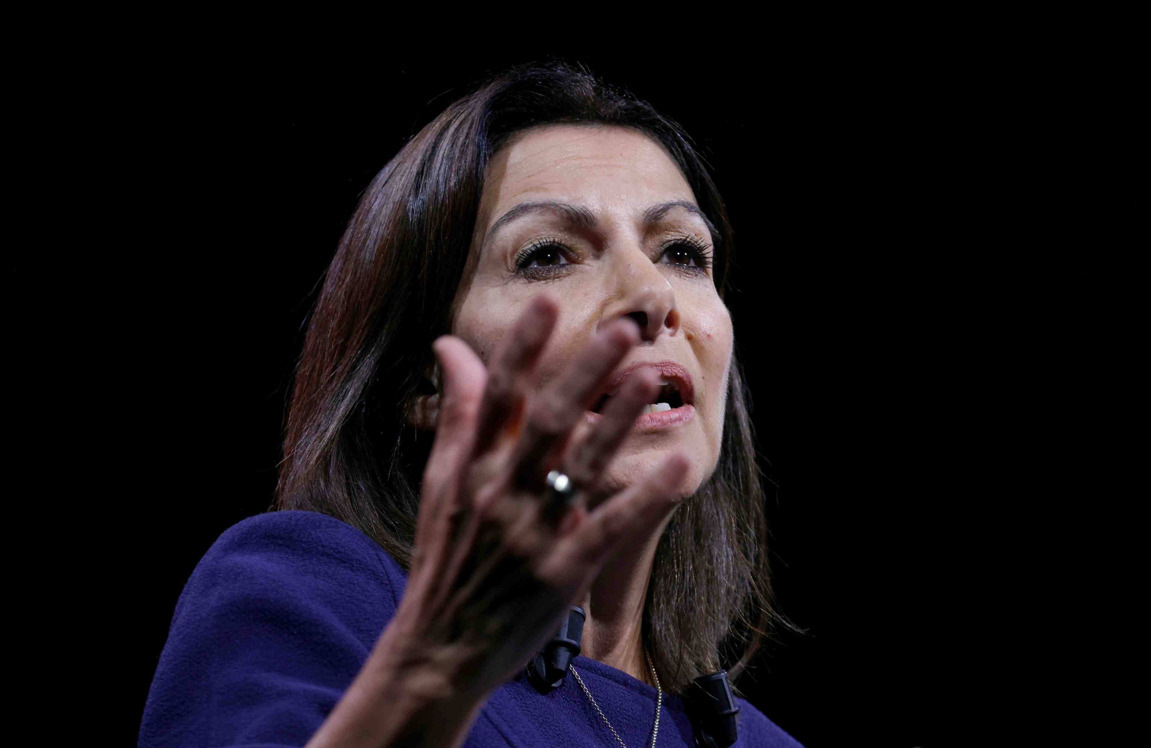 France/presidentielle: segolene royal suggere a anne hidalgo de se retirer
