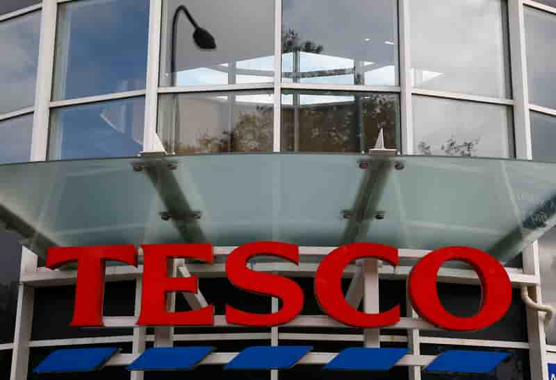 Tesco poursuit sa descente aux enfers