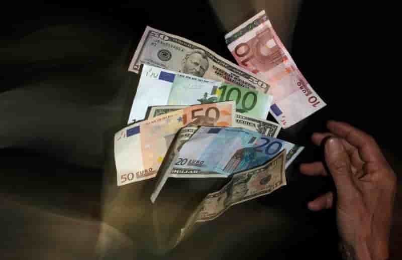L'euro à un pic depuis le 4e trimestre 2011