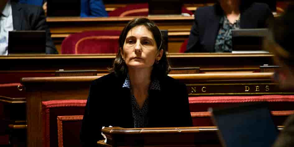La ministre des Sports et des Jeux olympiques sous le gouvernement Borne a vu son portefeuille considérablement élargi à la faveur du dernier remaniement puisqu'elle a aussi hérité du ministère de l'Éducation nationale.