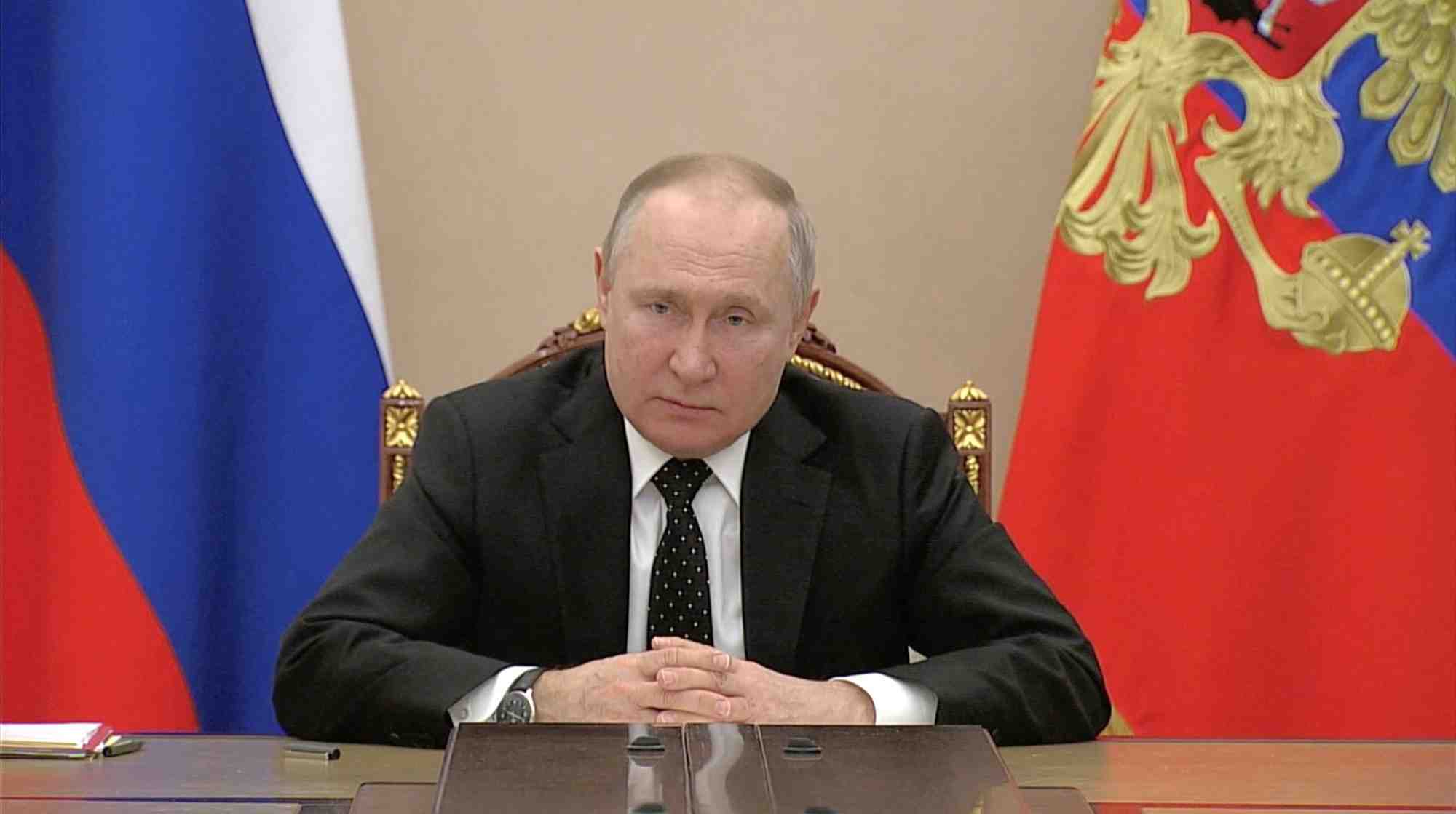 Poutine met en alerte la force de dissuasion nucleaire russe