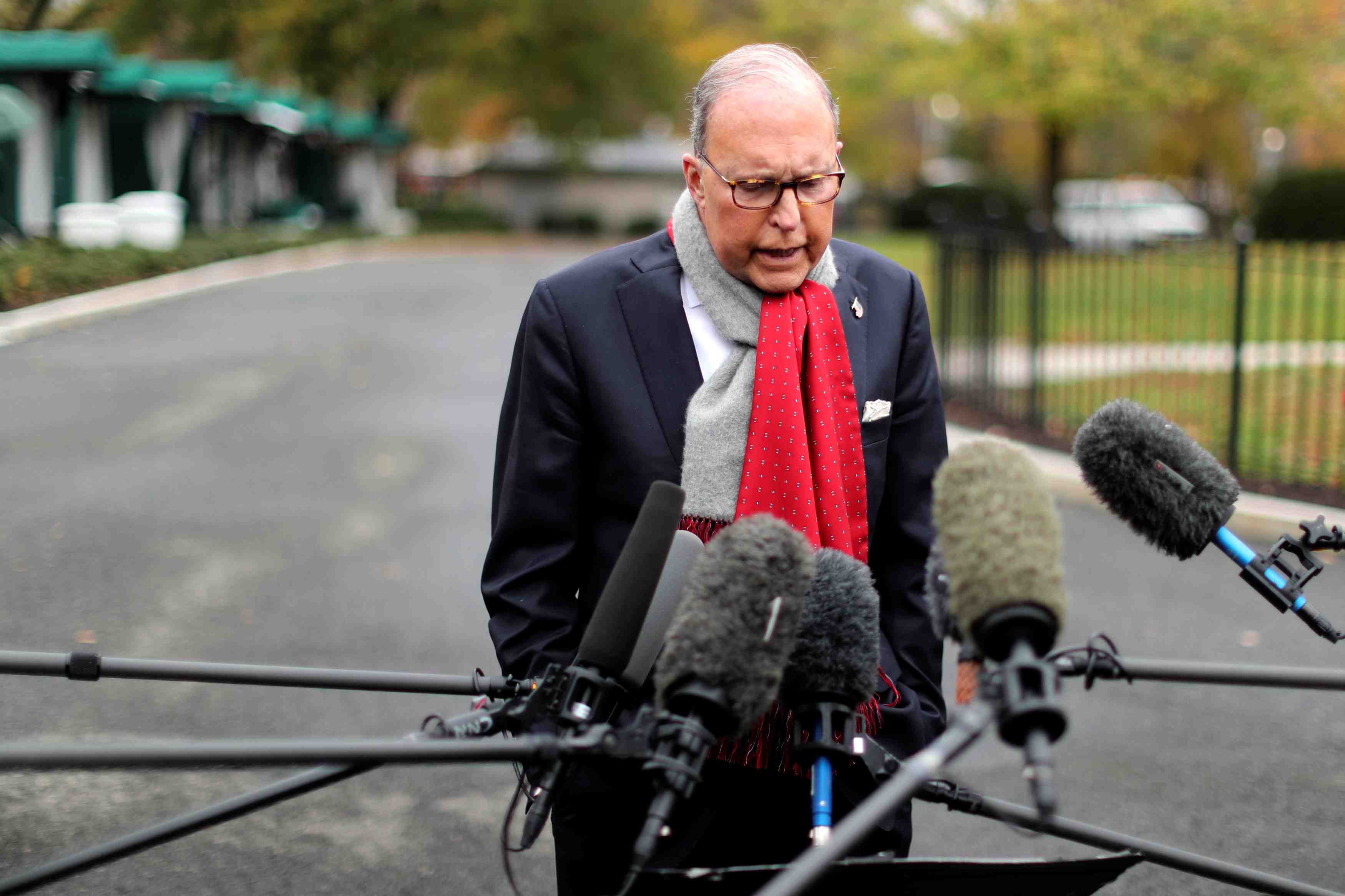 Commerce: les usa ont repris le dialogue avec la chine, dit kudlow