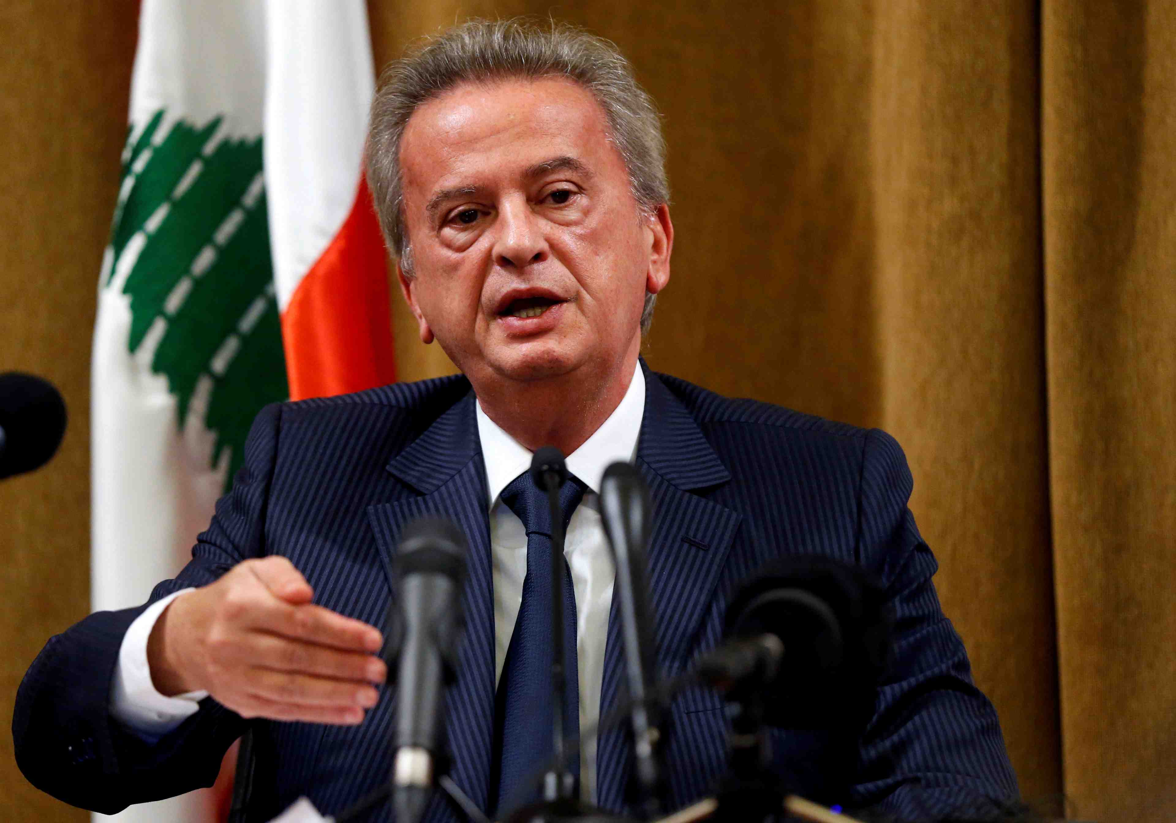 Le gouverneur de la banque centrale du liban vise par une plainte en france, selon sherpa