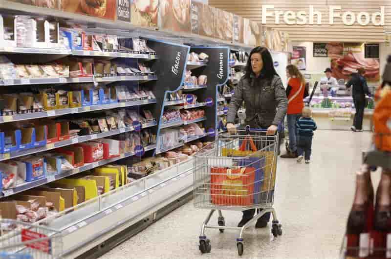 Les ventes de Tesco repartent à la baisse en Grande-Bretagne
