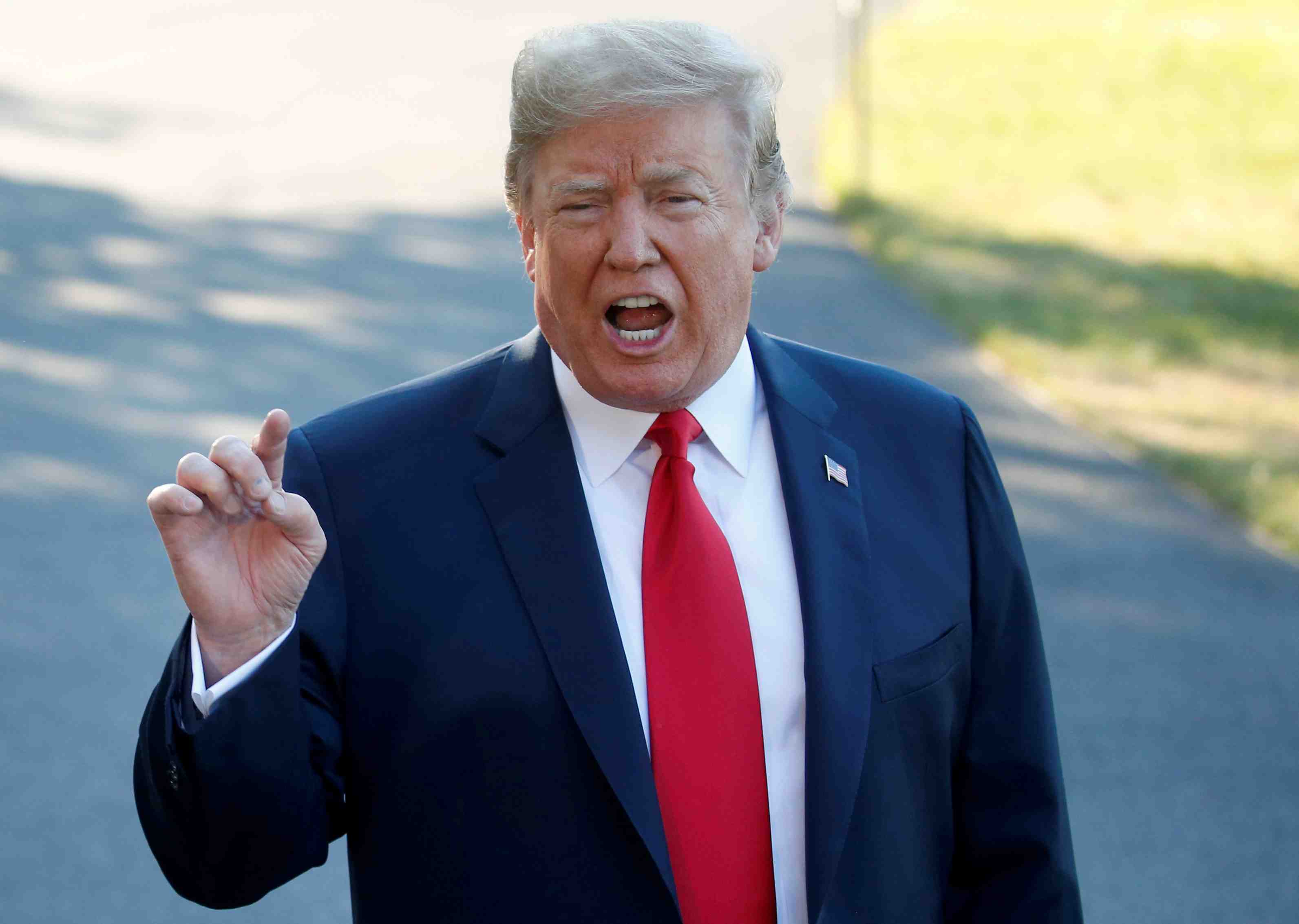 Trump gracie deux eleveurs condamnes pour incendie criminel