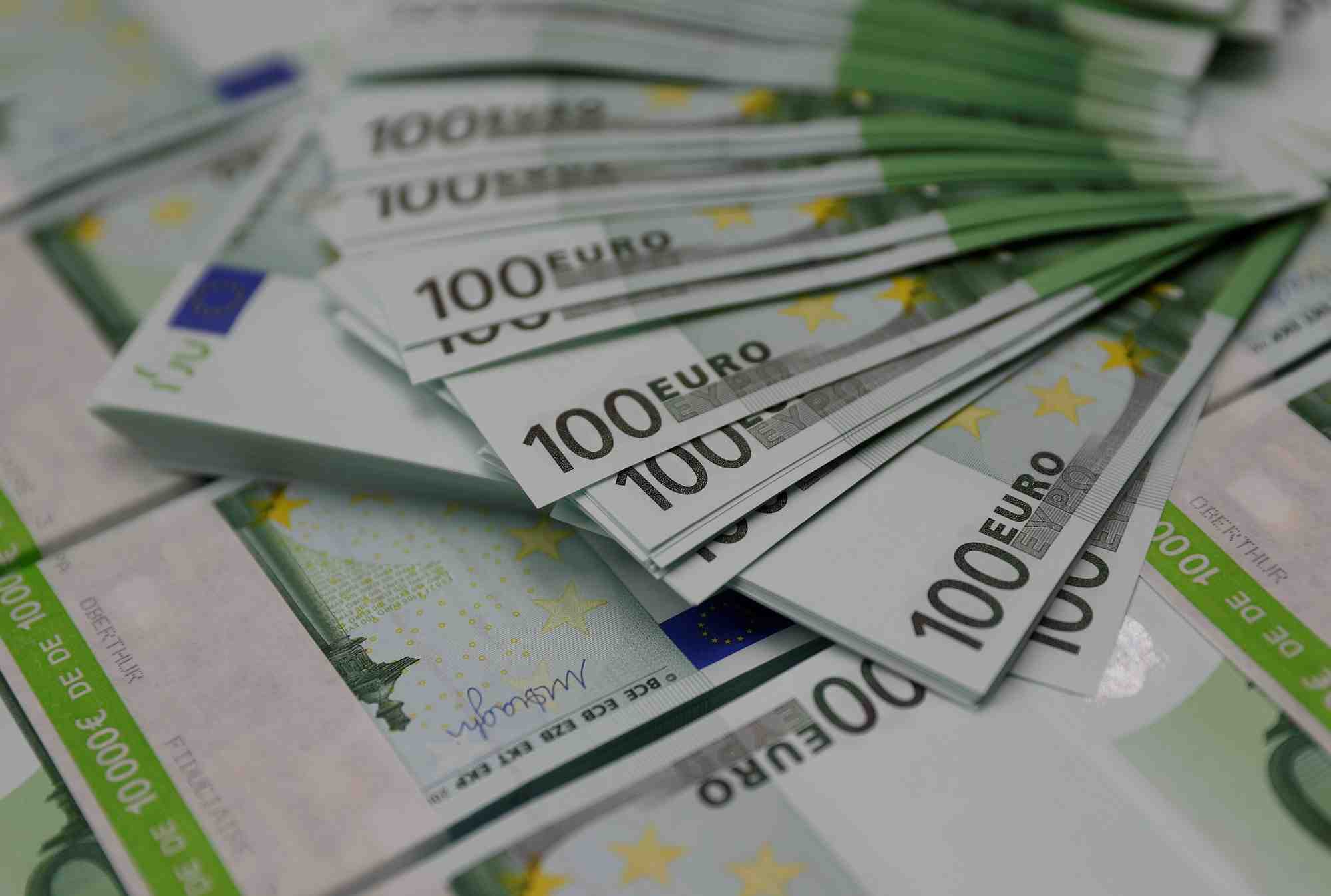Comment les banques doivent agir face à cette crise du Covid-19 s'interroge dans une tribune Pascale Touratier.