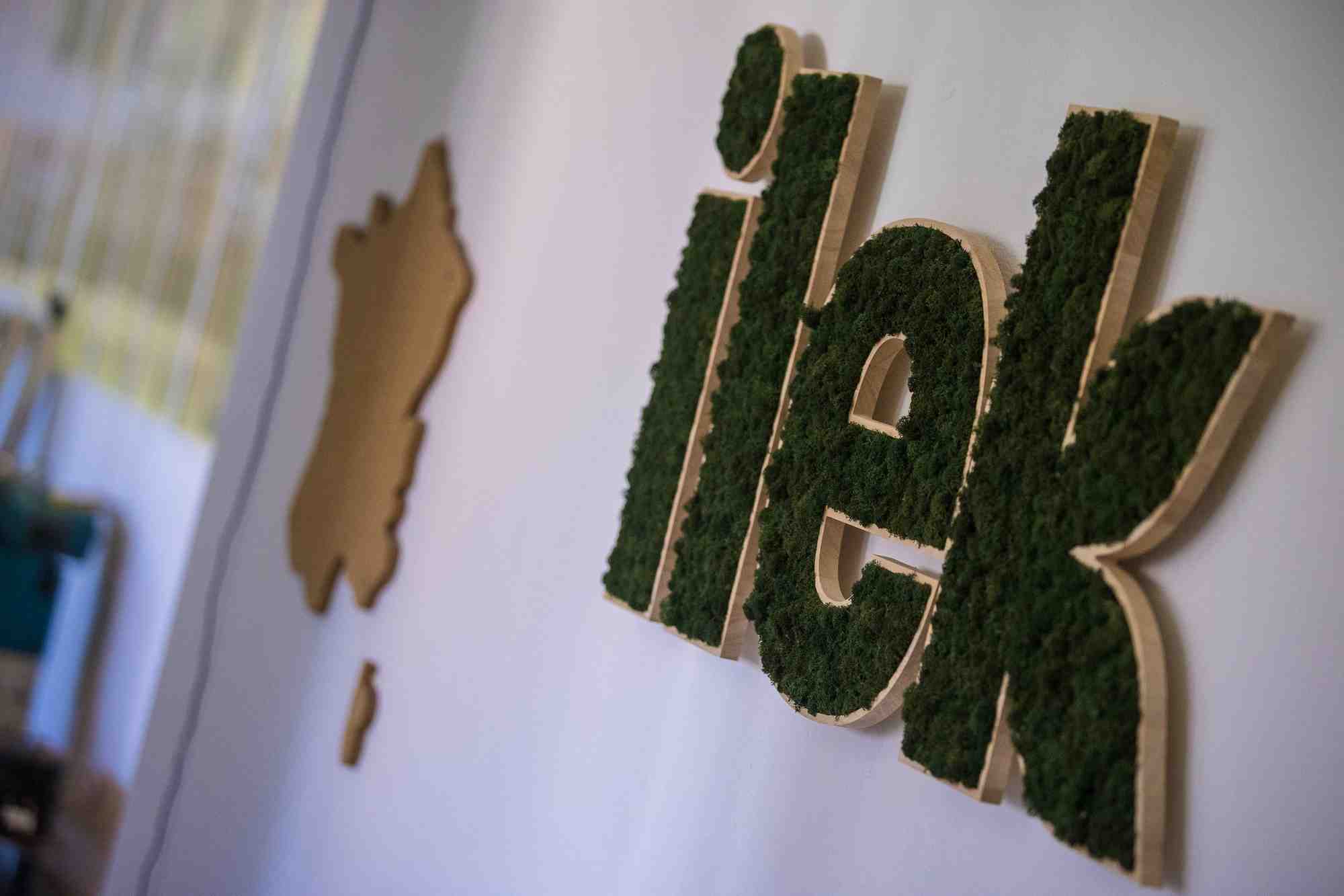 Ilek alimente près de 40.000 clients en gaz vert via un réseau français de 40 sites de méthanisation agricole.