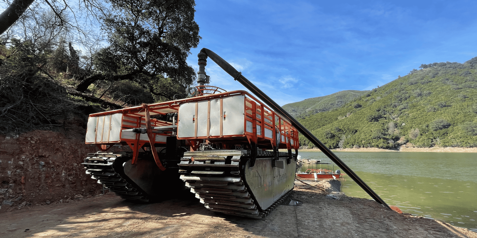 Le robot NESSIE de WaterTracks sur le chantier de curage du barrage de l’Alesani en Haute Corse.