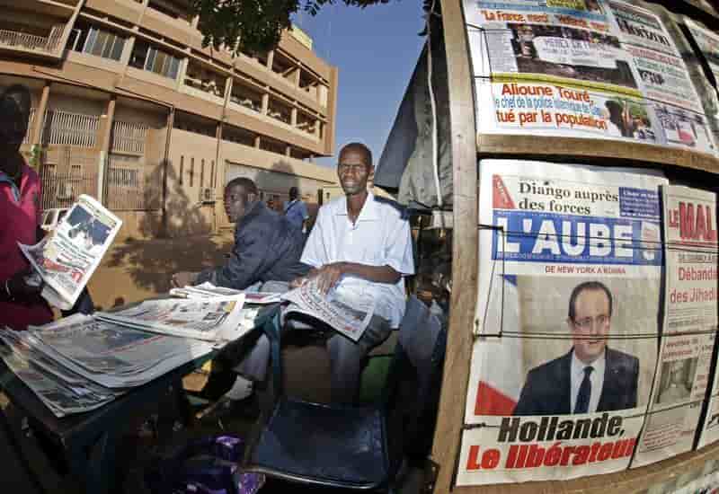2013: Hollande, un président offensif à l'international