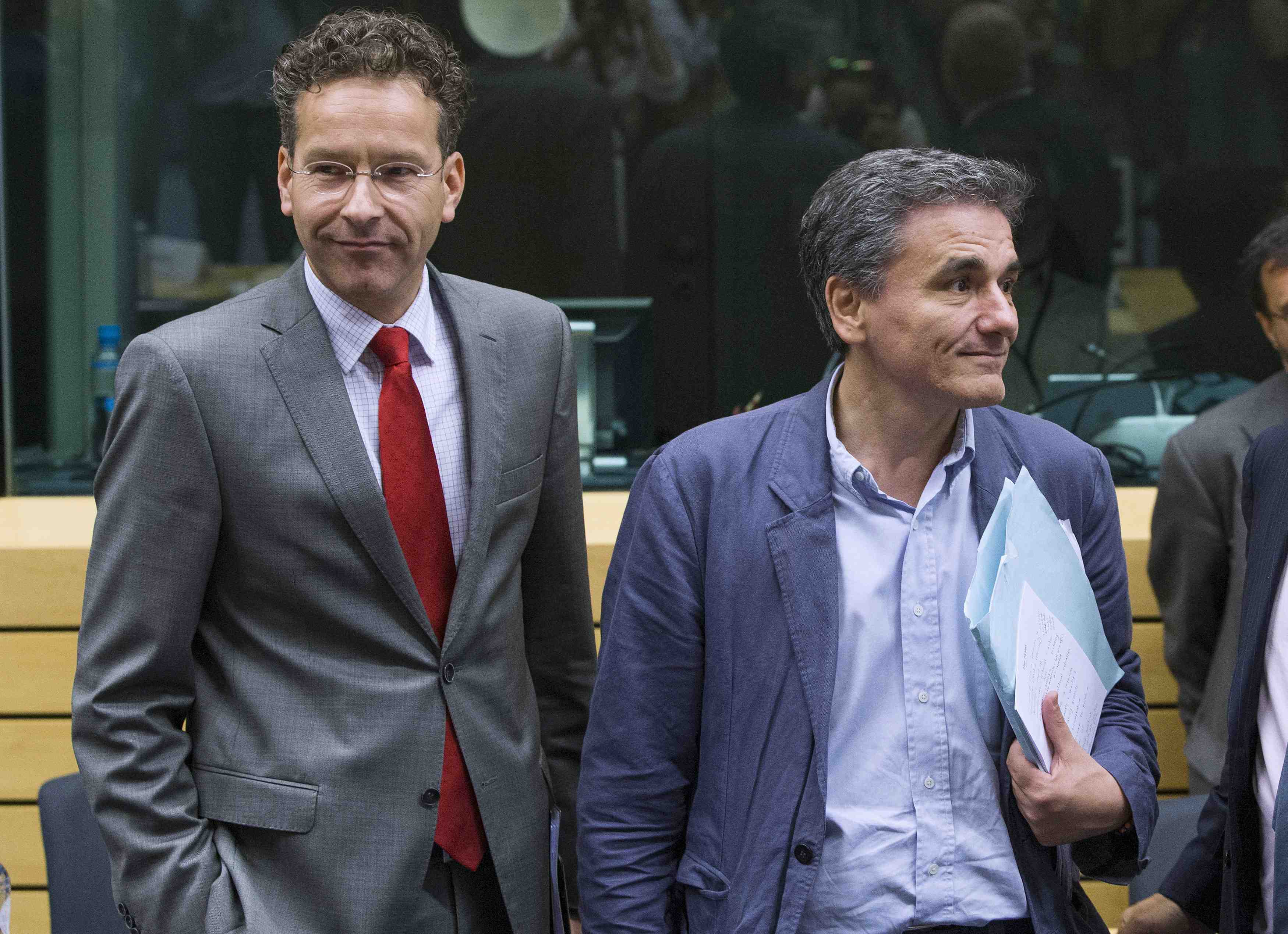 L'eurogroupe va reflechir a un nouveau soutien a la grece