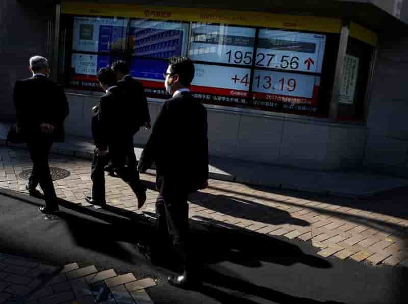 La bourse de tokyo finit en baisse