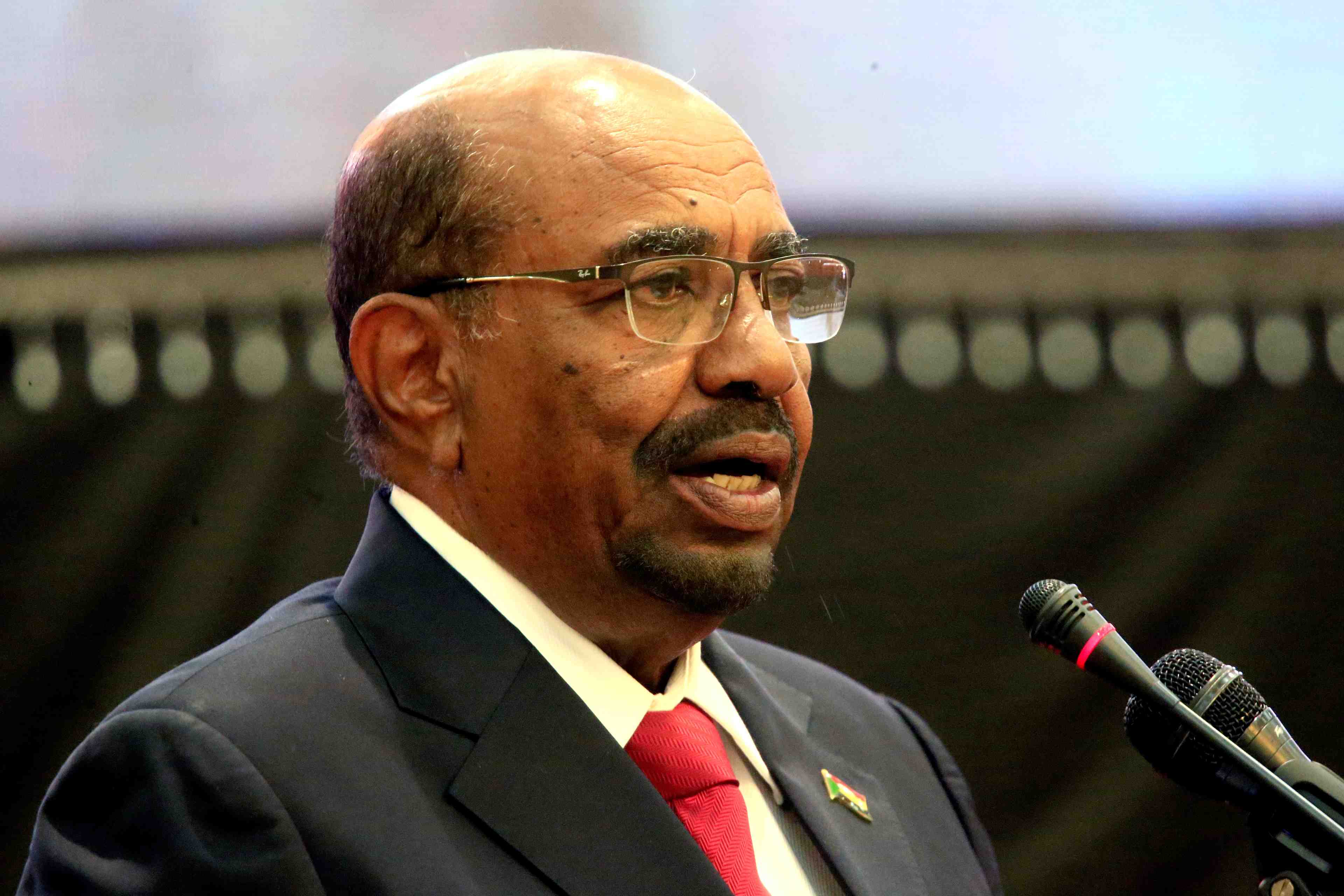 Soudan: omar al-bechir change de ton a l'egard des manifestants