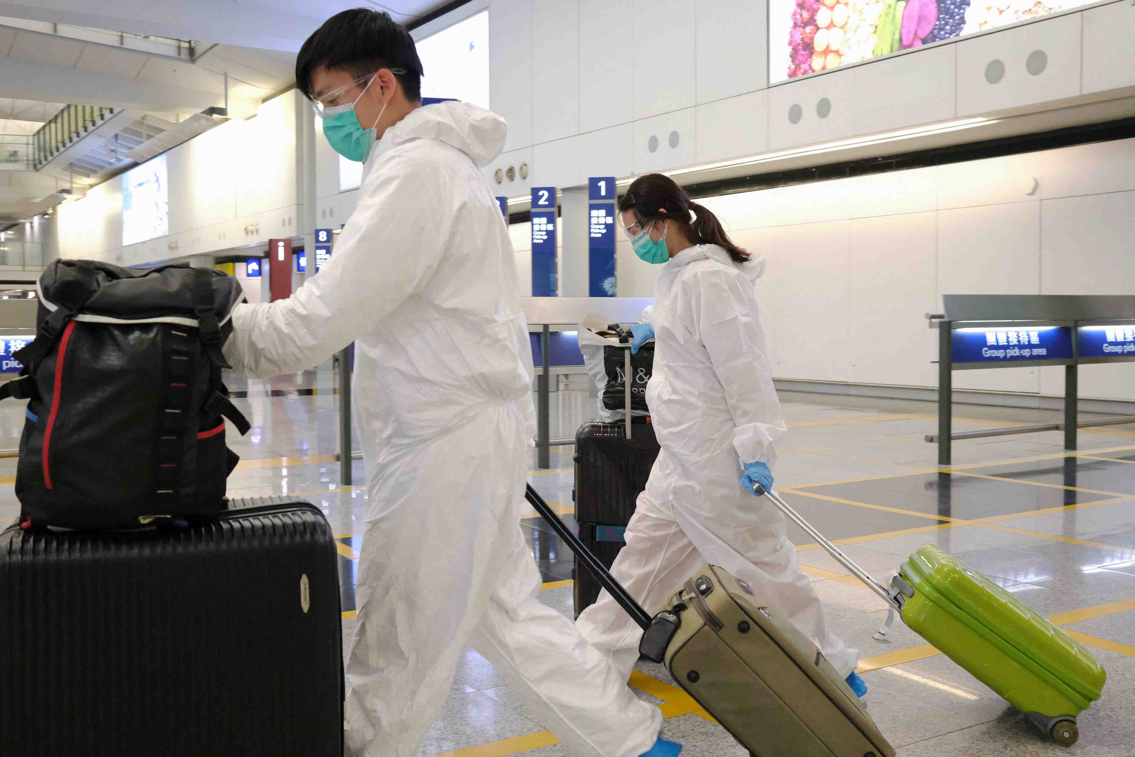 Coronavirus: hong kong interdit l'entree des touristes