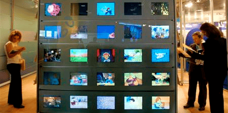 COPÉ OPPOSÉ À LA FIN DE LA PUBLICITÉ AVANT 20 HEURES SUR FRANCE TÉLÉVISIONS