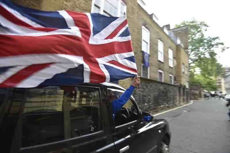 La grande-bretagne post-brexit devrait eviter la recession