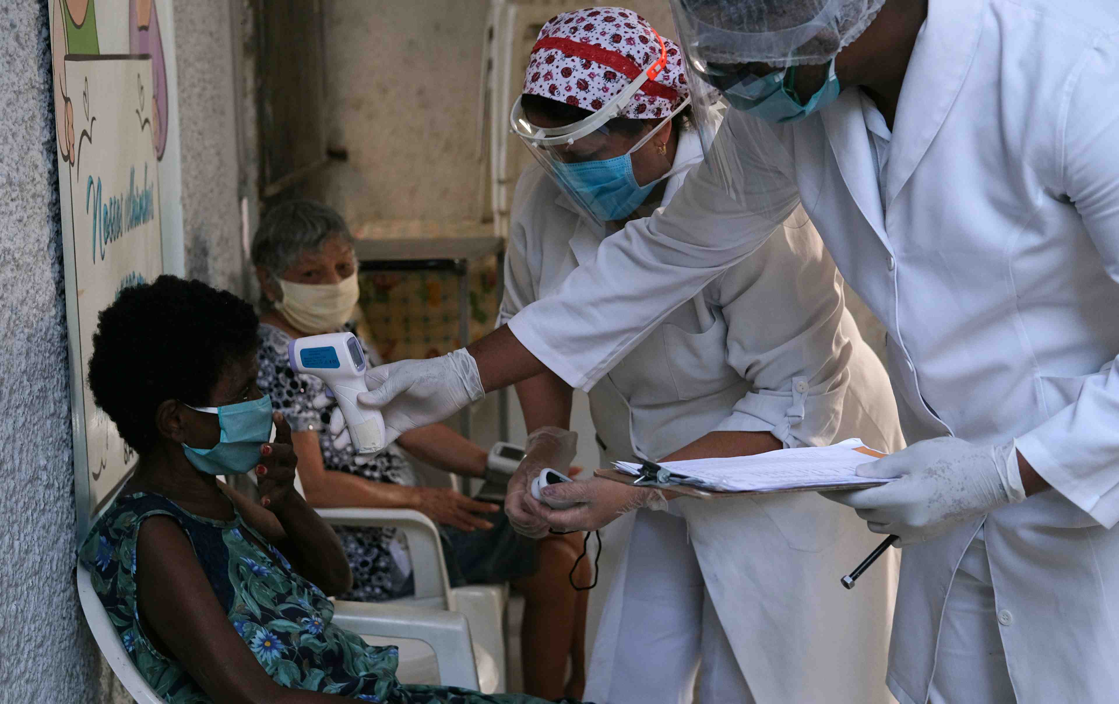 Coronavirus: le nombre de deces au bresil approche les 42.000