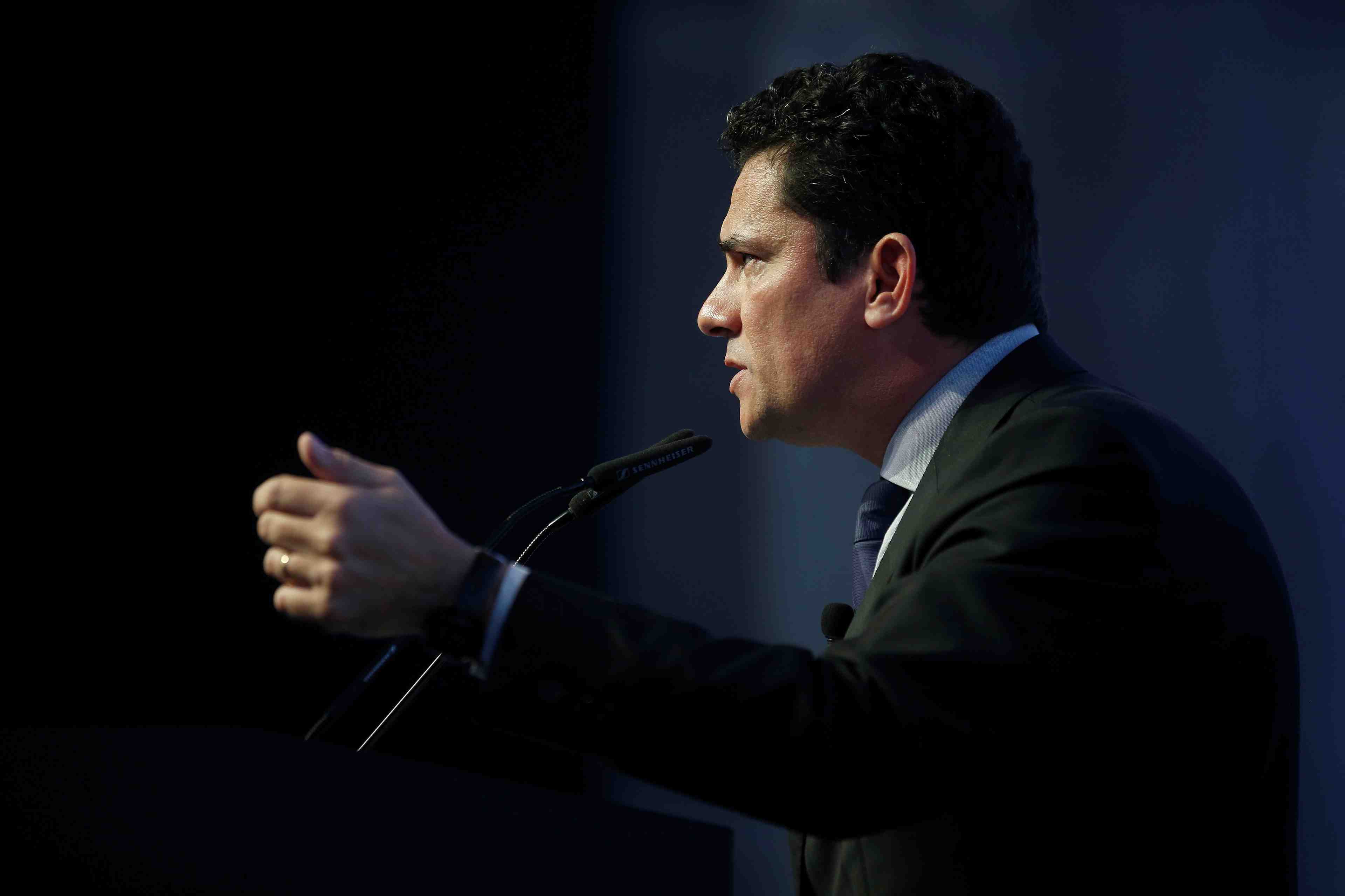 Bresil: le juge anticorruption sergio moro sera ministre de la justice