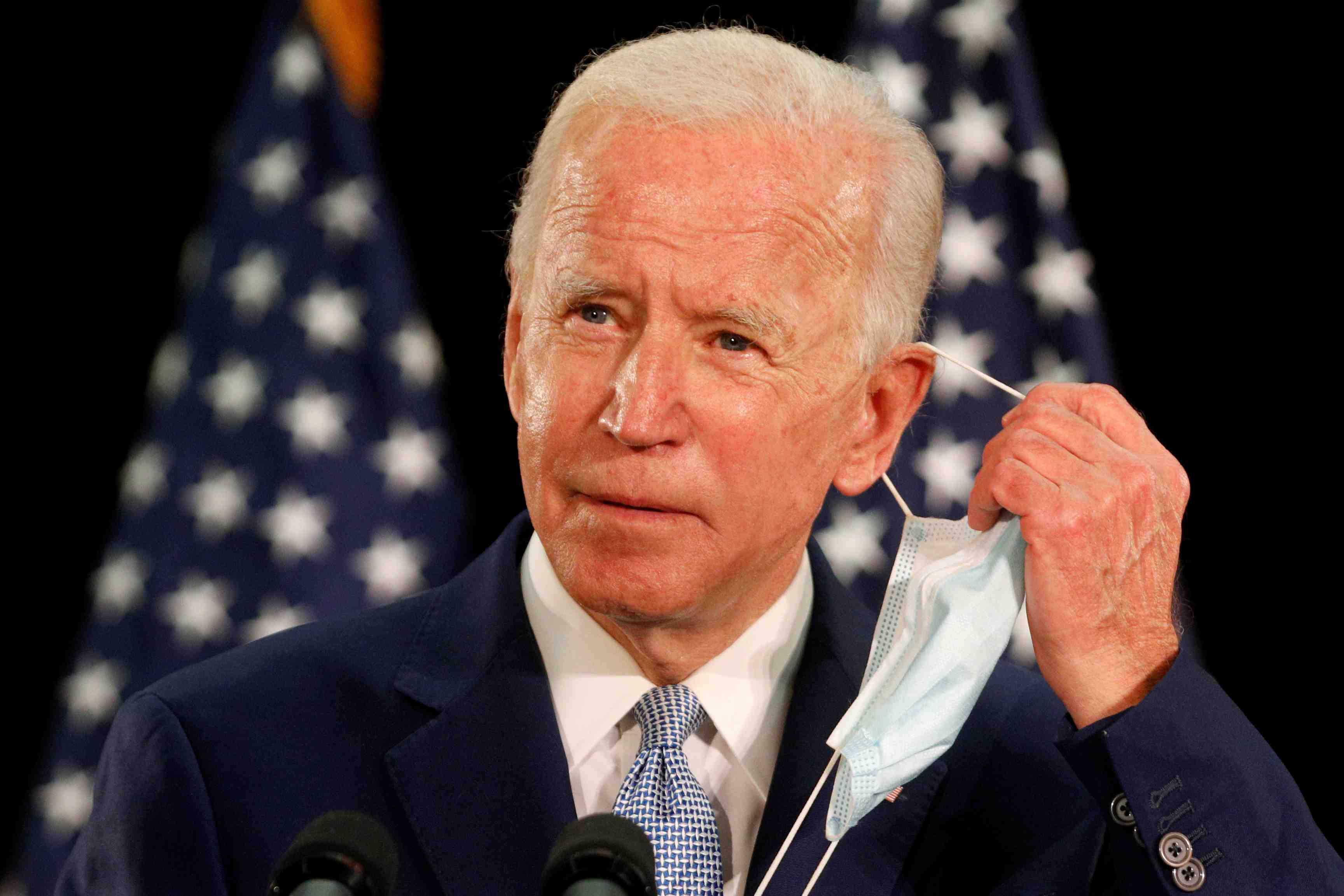Usa 2020: biden gagne assez de delegues pour remporter l'investiture democrate