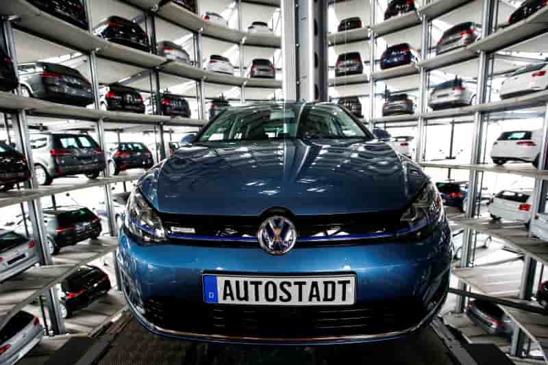 La querelle entre volkswagen et deux de ses fournisseurs s'amplifie