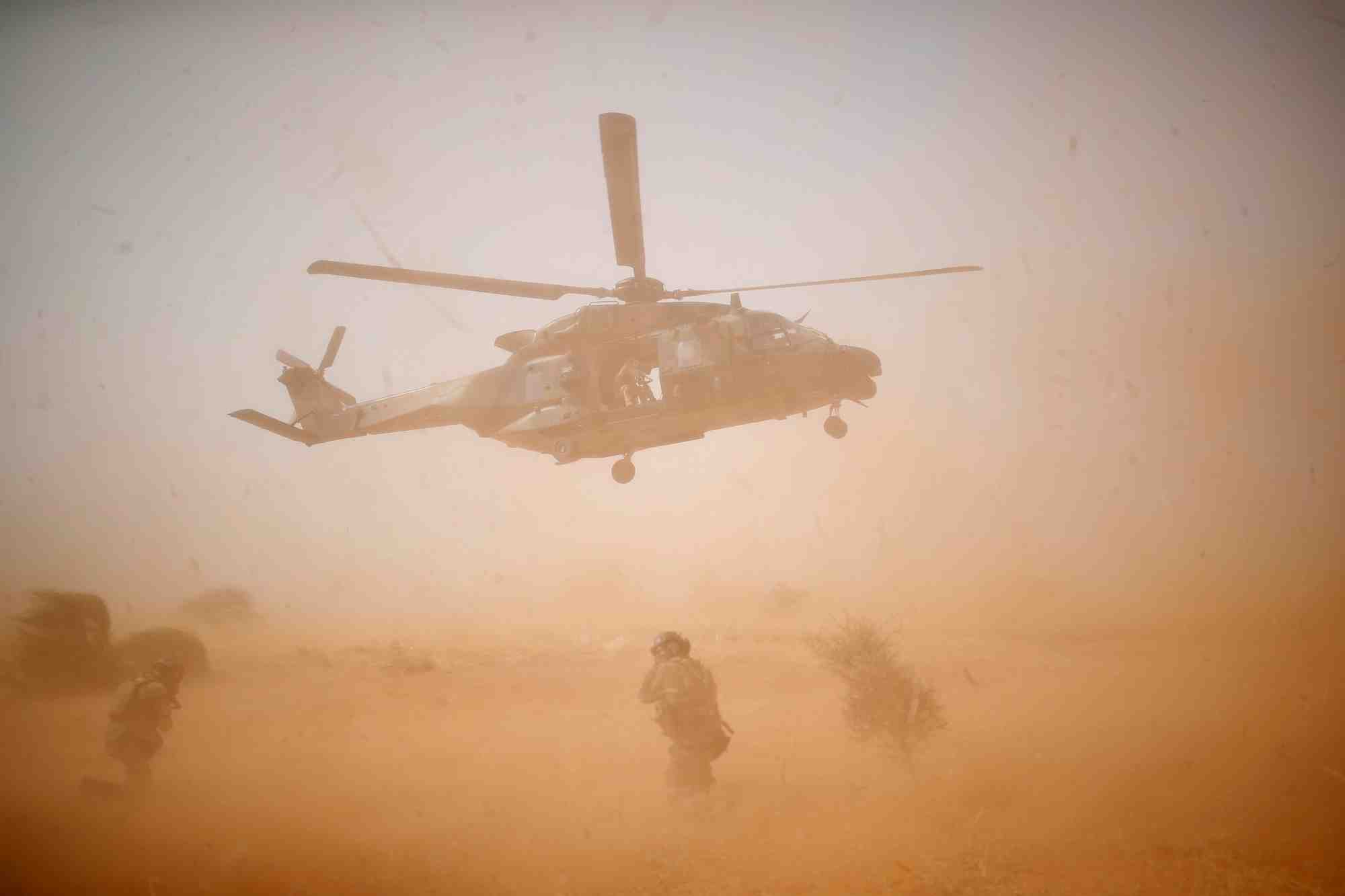 Opération Barkhane, armée française, Mali, terrorisme, Inaloglog, hélicoptère NH90 Caiman, militaire, Boko,