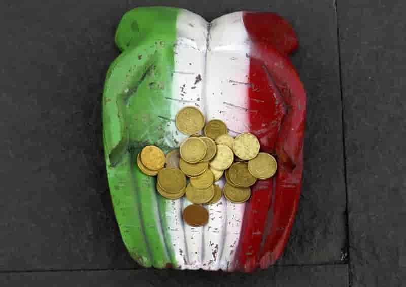La croissance de l'economie italienne revisee a la hausse