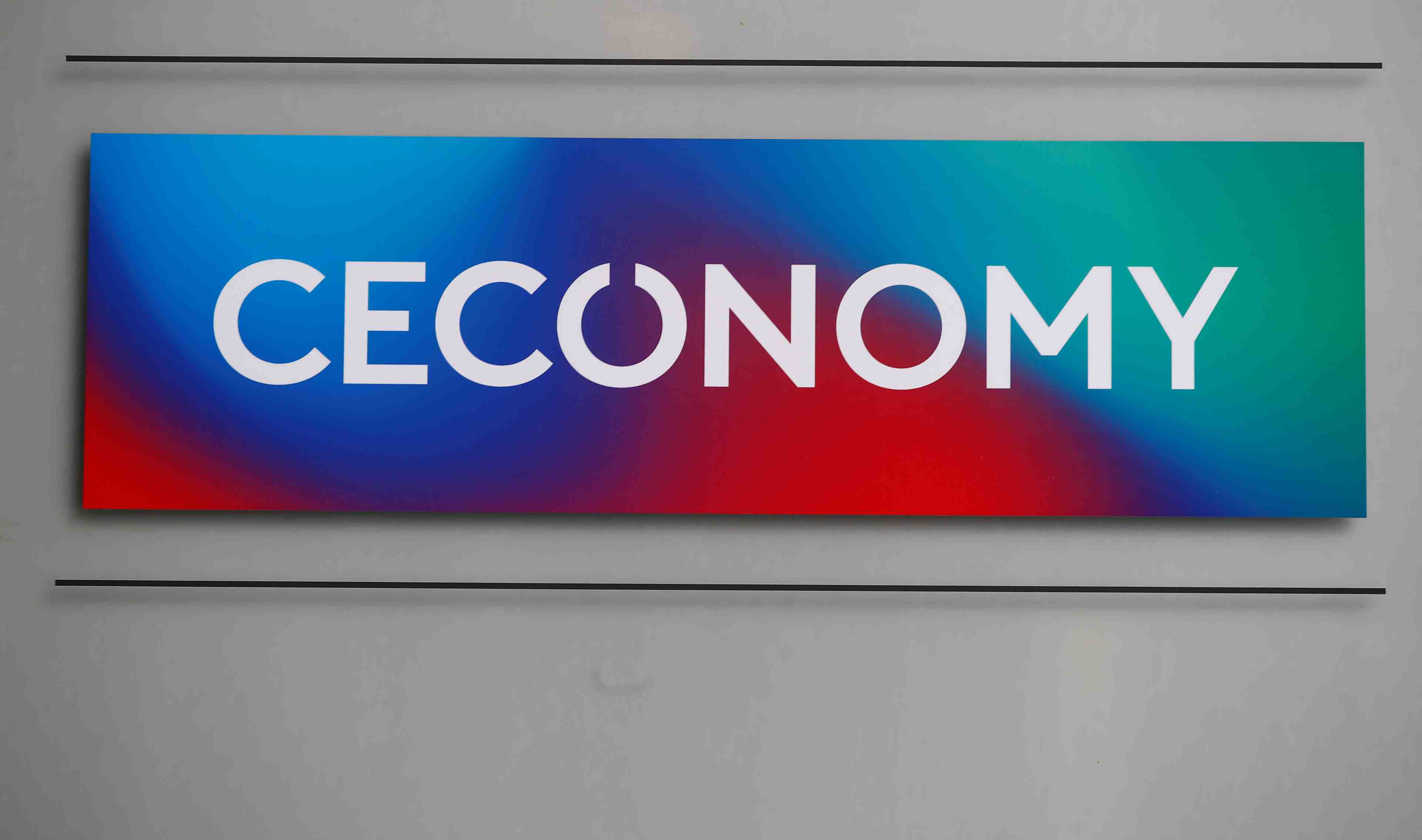 Coronavirus: le distributeur allemand ceconomy sollicite une aide publique de 2 milliards d'euros, rapporte bloomberg