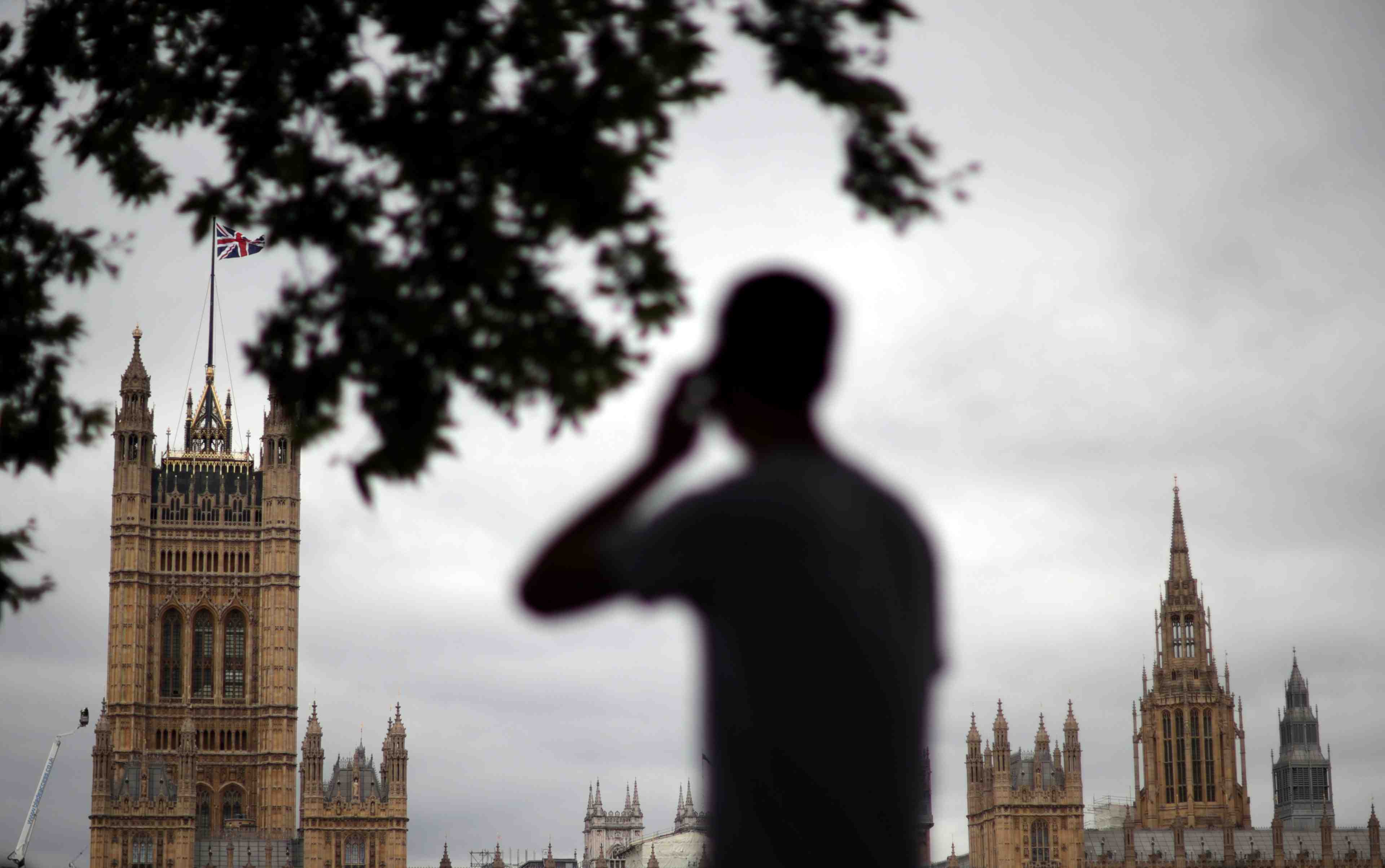 Le gouvernement britannique promet de remedier a la penurie de transporteurs
