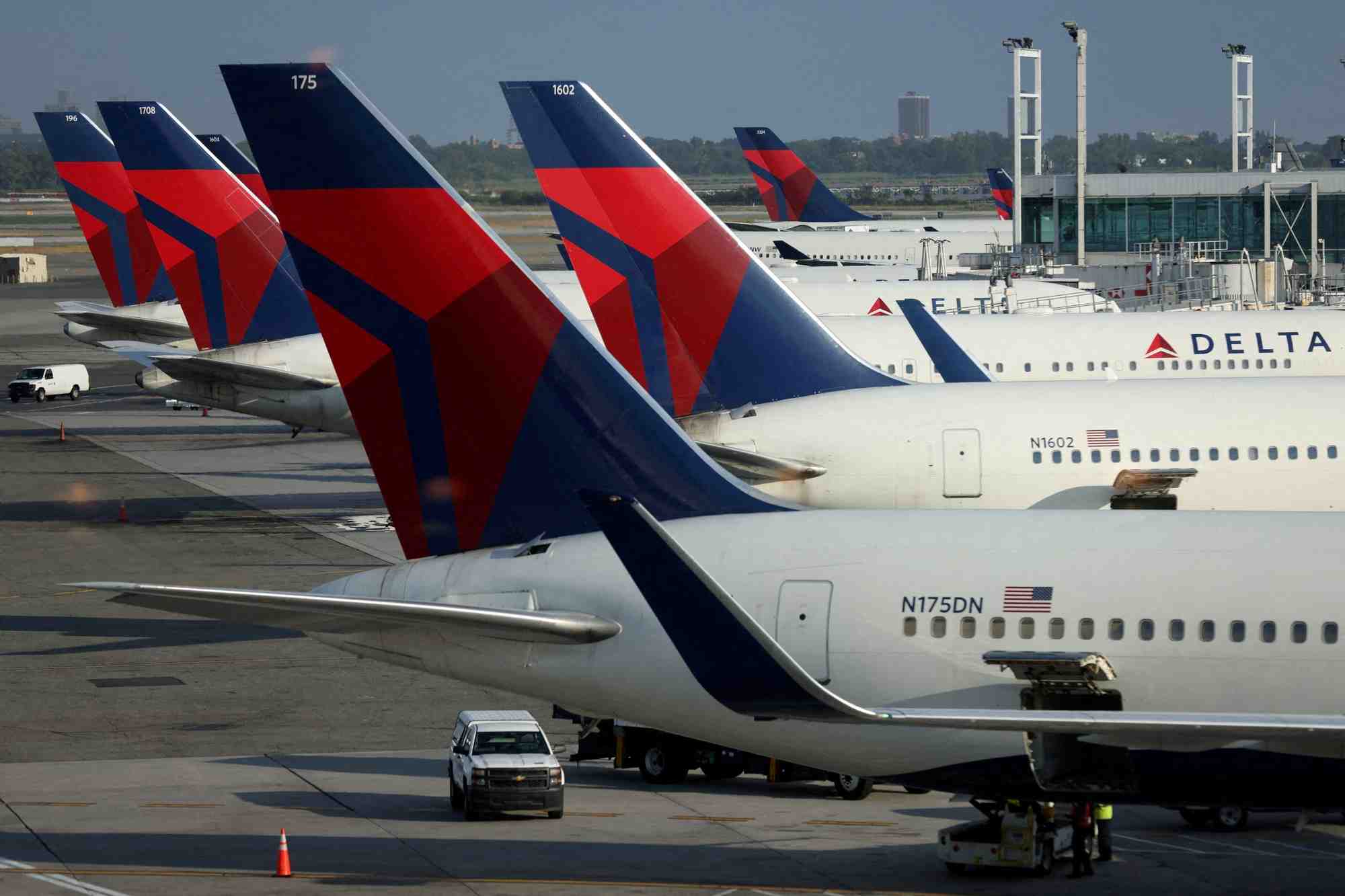 Delta decoit les attentes au t2, vise un benefice "important" pour 2022