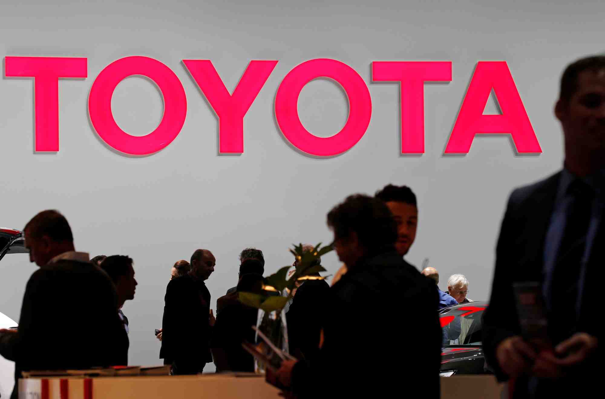 Toyota a présenté ses excuses ce mercredi, reconnaissant « l'extrême gravité » des faits et promettant une « réforme fondamentale » de sa filiale Daihatsu.