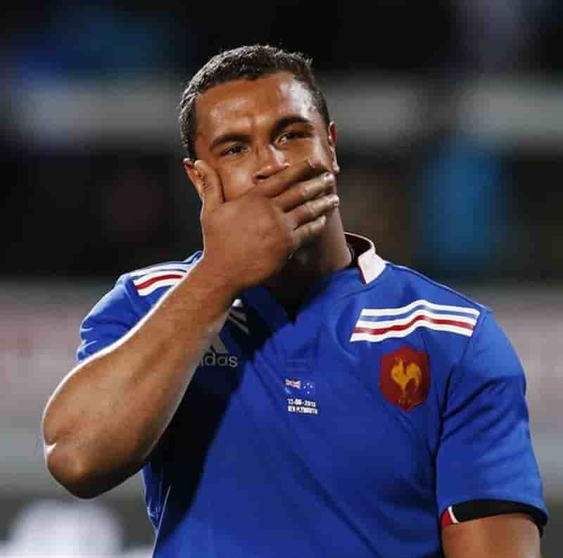 Six Nations: le capitaine Dusautoir et l'ailier Guitoune forfaits