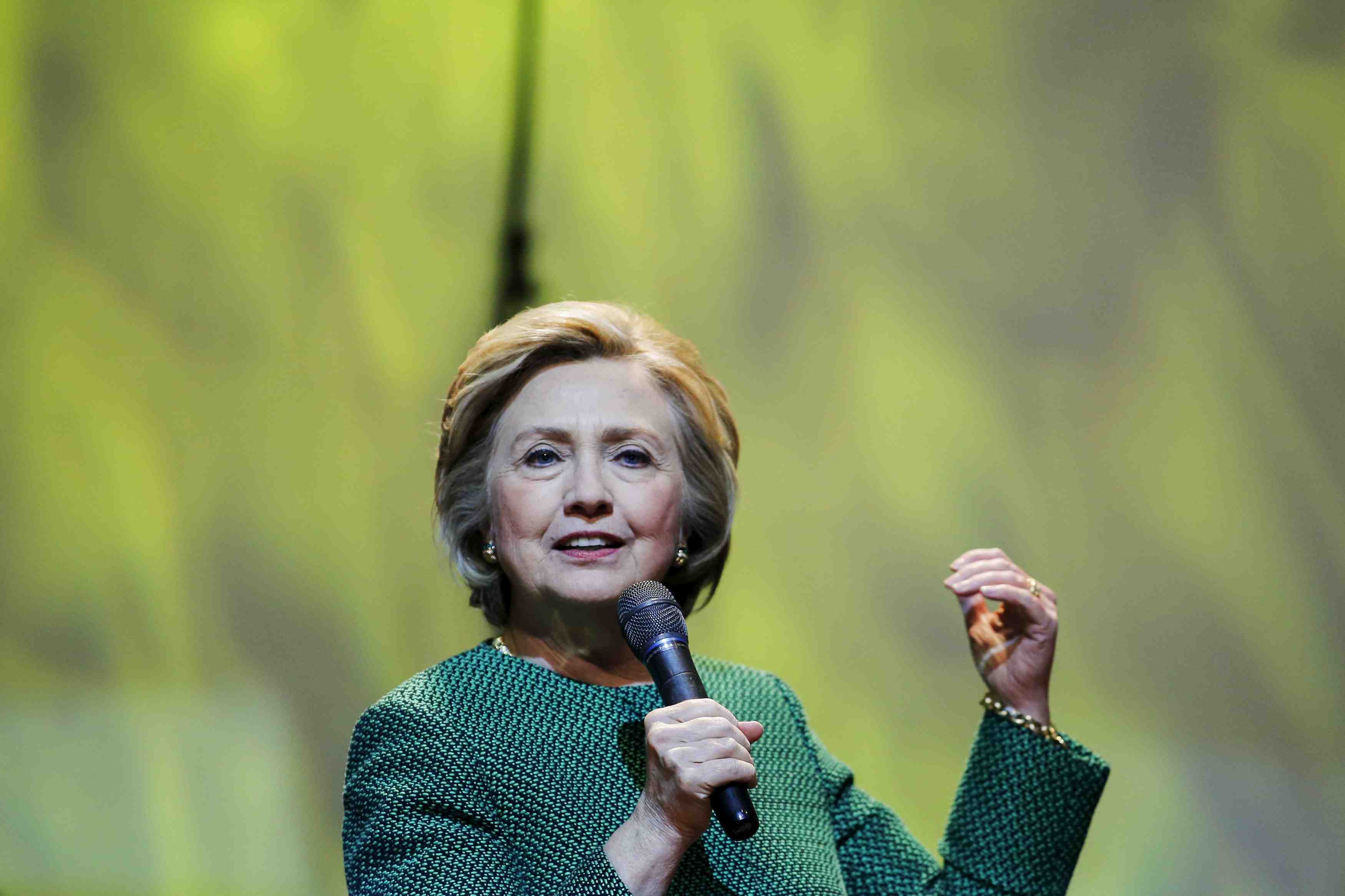Hillary clinton optimiste quant a son investiture