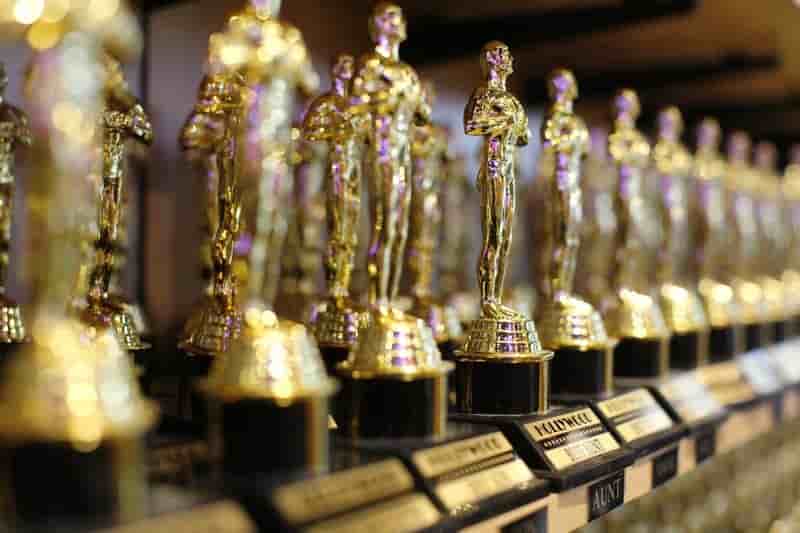 Harvey weinstein exclu de l'academie des oscars