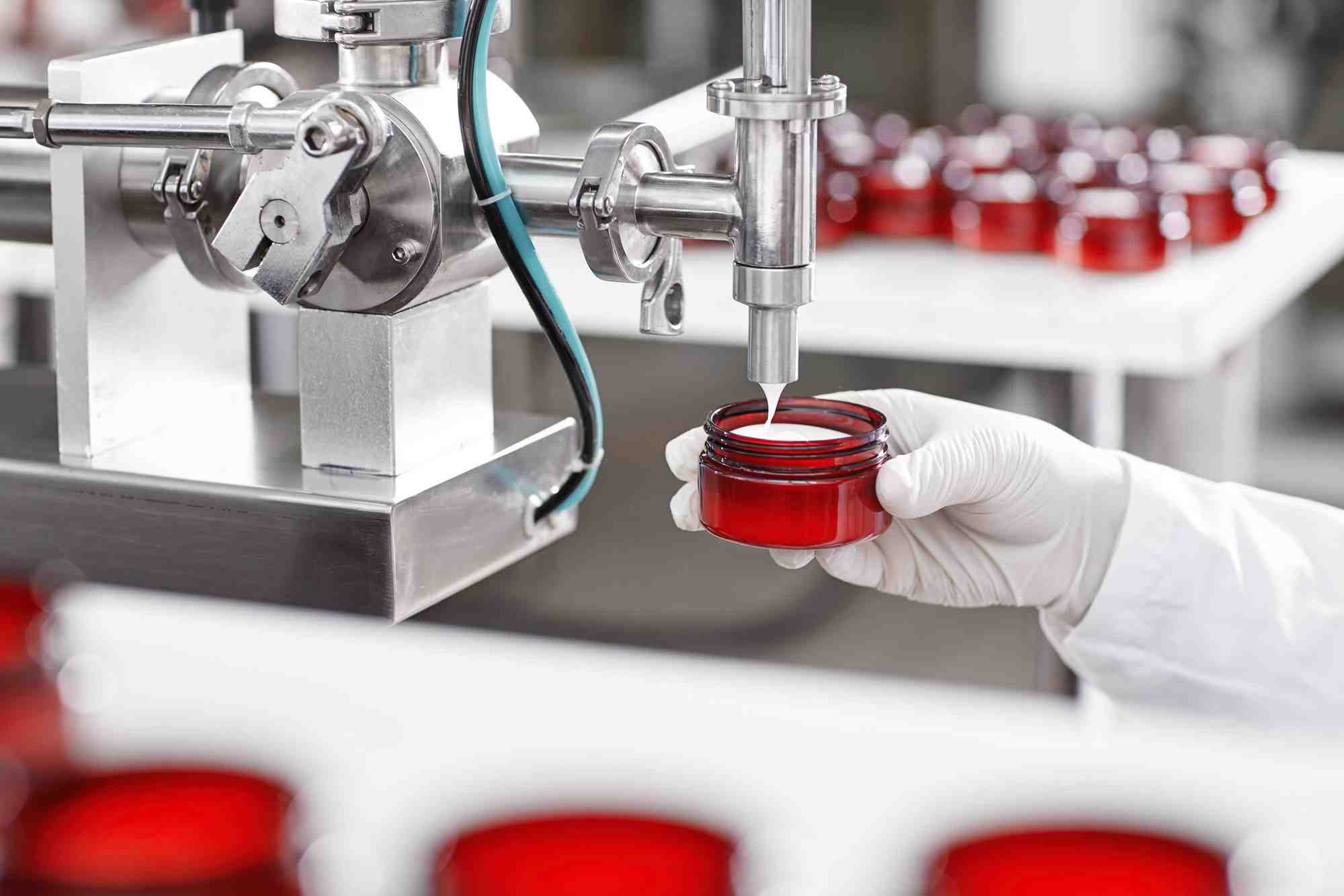 La cosmétique recherche des profils pointus souvent captés par les industries de pointe et le High tech.