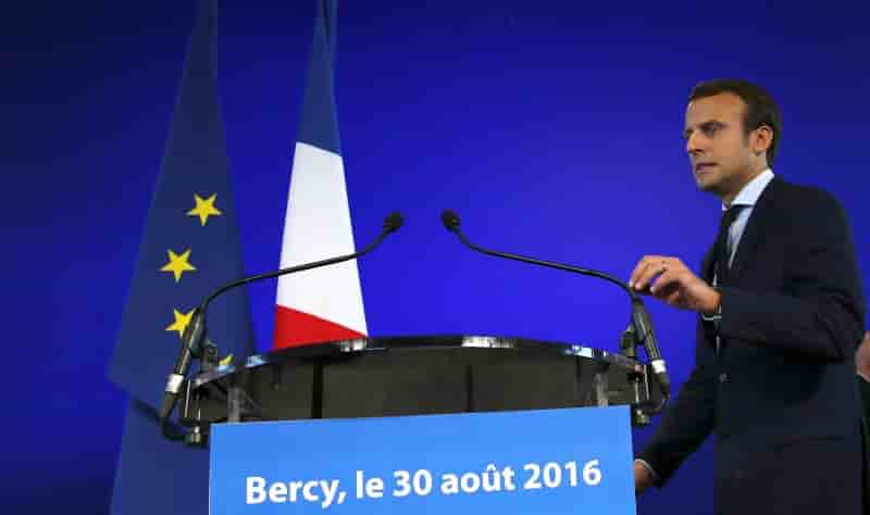 Francois hollande toujours plus isole apres le depart de macron
