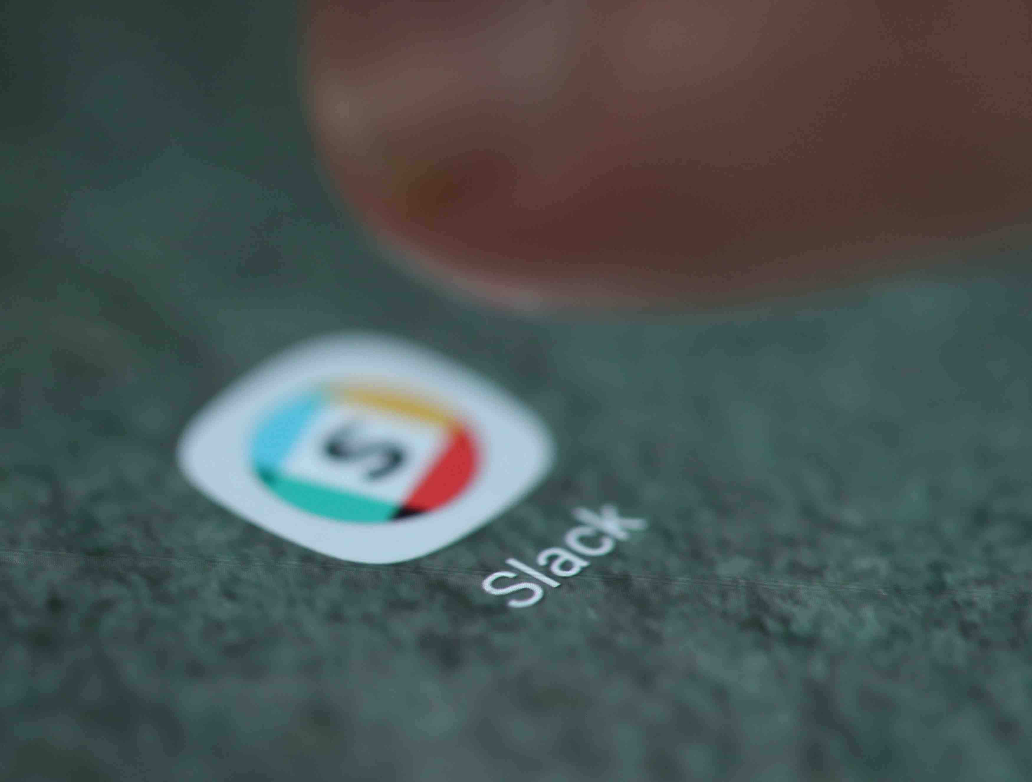 Slack predit un bond de 50% de ses ventes avant ses debuts en bourse