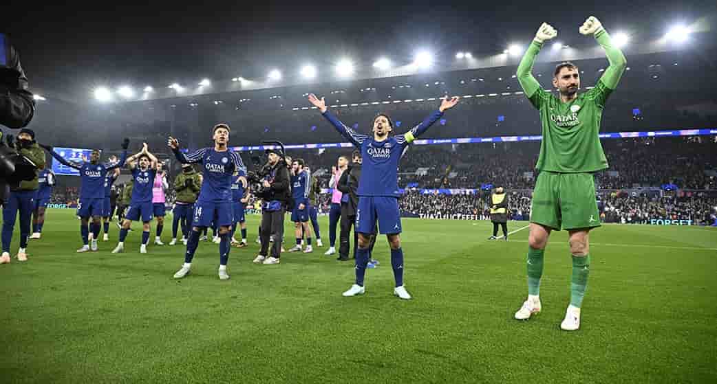 « Le PSG de cette année est déroutant car on a envie de l'aimer », « en Italie, le PSG continue de susciter beaucoup de curiosité » ; la presse étrangère se confie sur le club parisien.