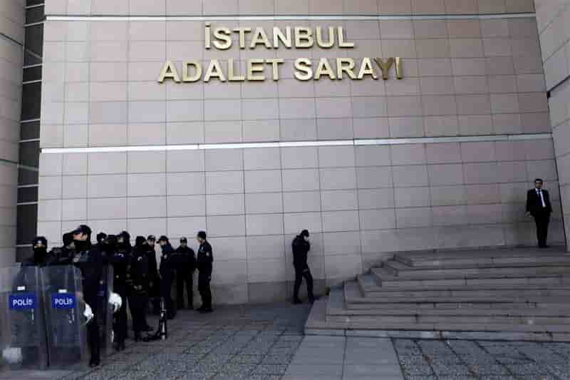 Des fils de ministres arrêtés pour corruption en Turquie