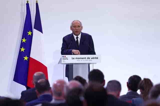 Le Premier ministre François Bayrou lors de son discours sur les 44 milliards d'euros d'économies.