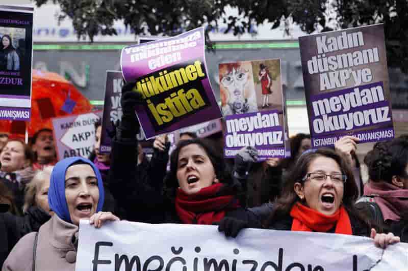 Erdogan certain de résister au scandale de corruption en Turquie