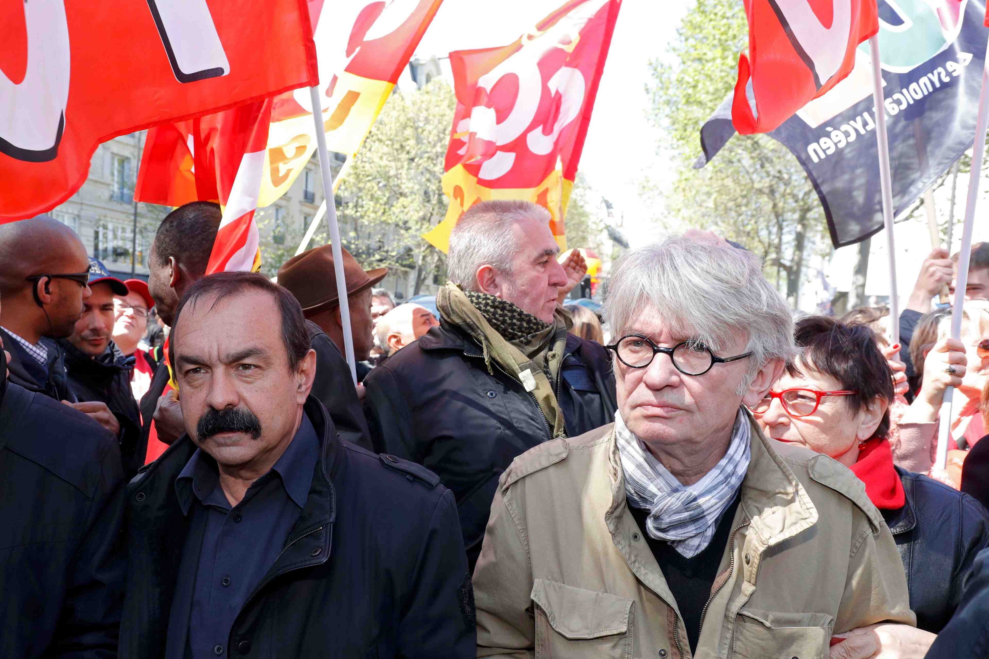 Un defile du 1er-mai contre la loi el khomri