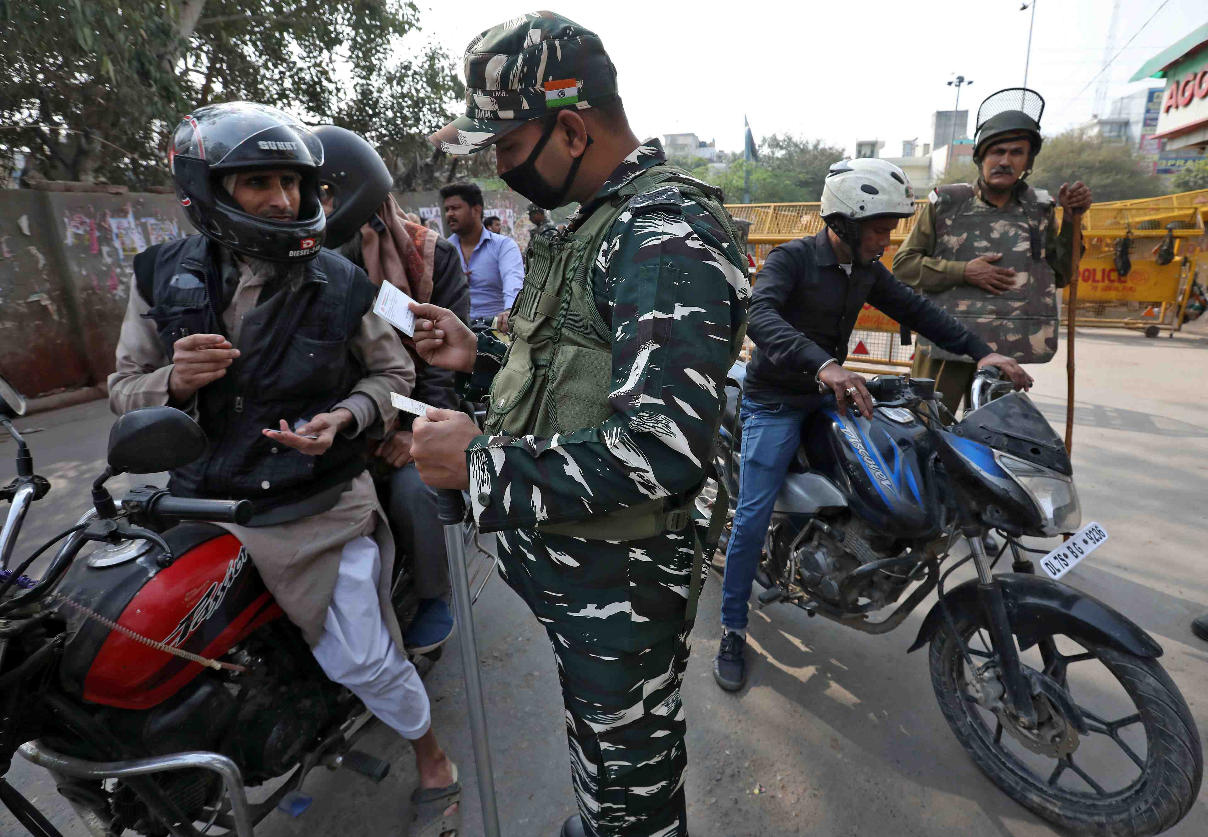 Plus de 600 arrestations a new delhi dans des violences interreligieuses