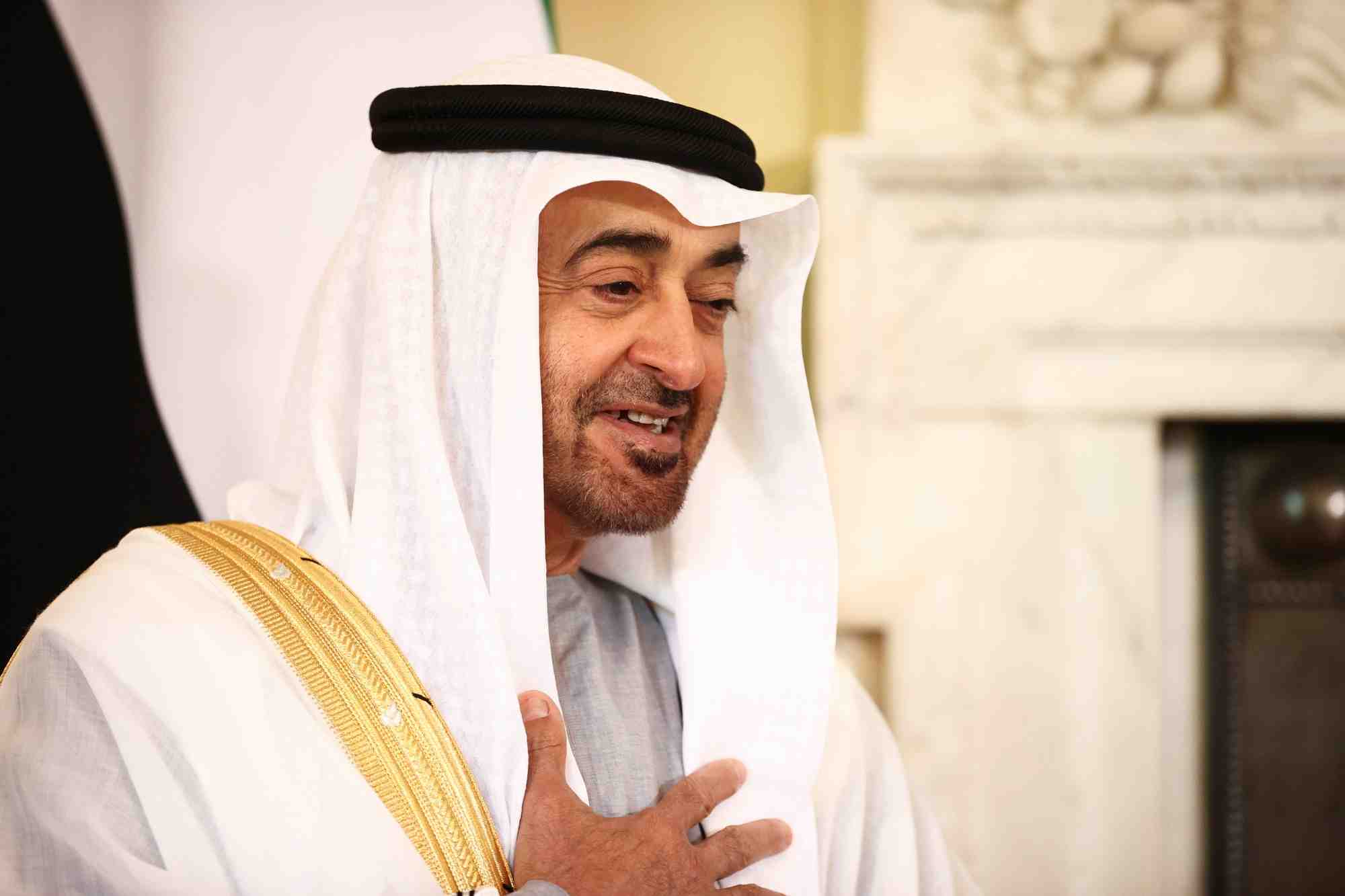 Cheikh mohammed bin zayed elu a la presidence des emirats arabes unis