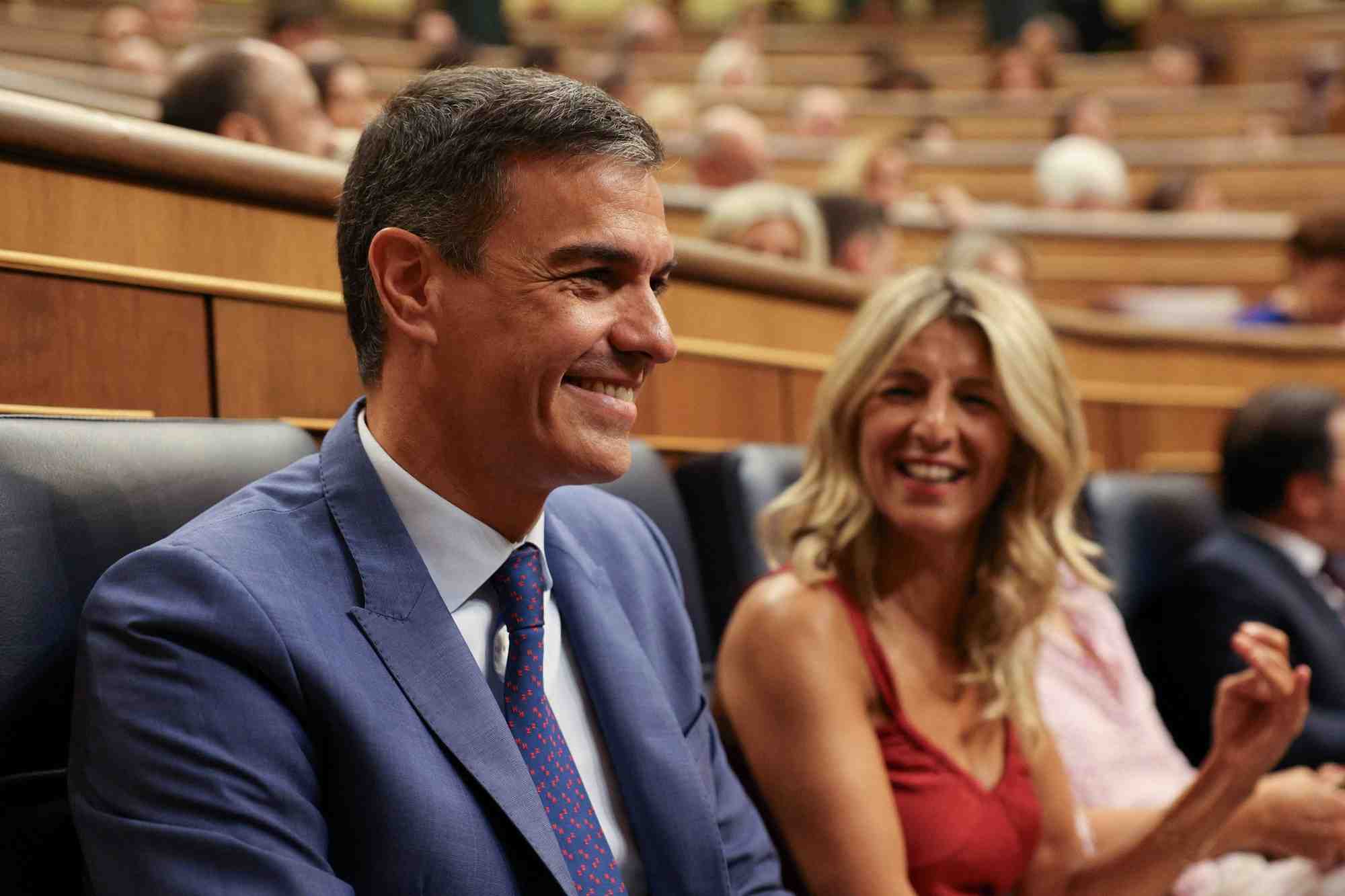 Pedro sanchez du parti socialiste (psoe) et cheffe de file de la formation de gauche sumar, yolanda diaz